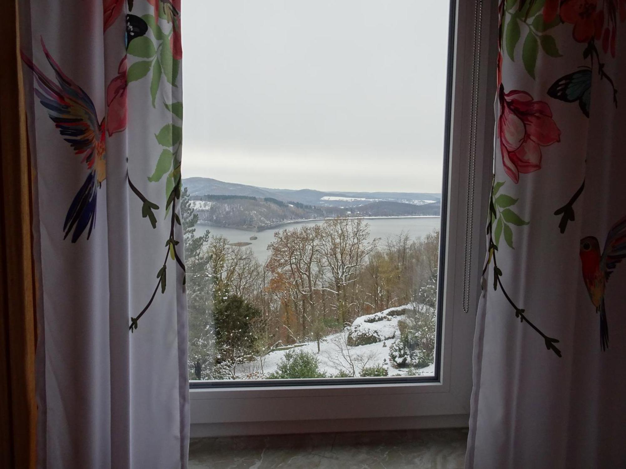 Schloss-see-bergblick Apartment